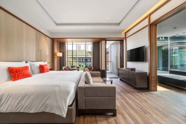 Villa Deva Resort & Hotel Bangkok-Executive Suite Pool View-1