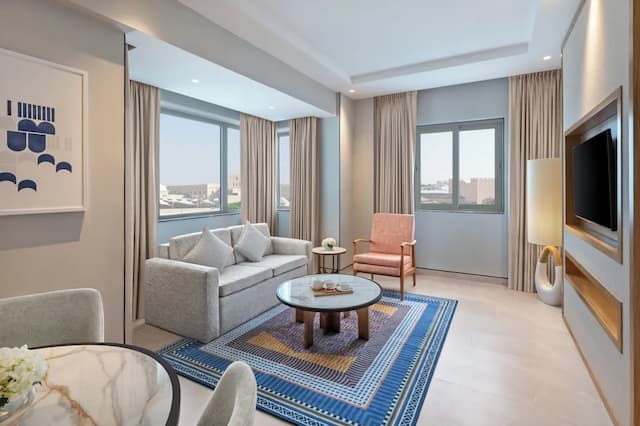 オークス イブン バットゥータ ゲート ドバイ-Junior Suite, Newly Renovated, Evening Drinks & Canapes Section, Free Shuttle To Public Beach-5