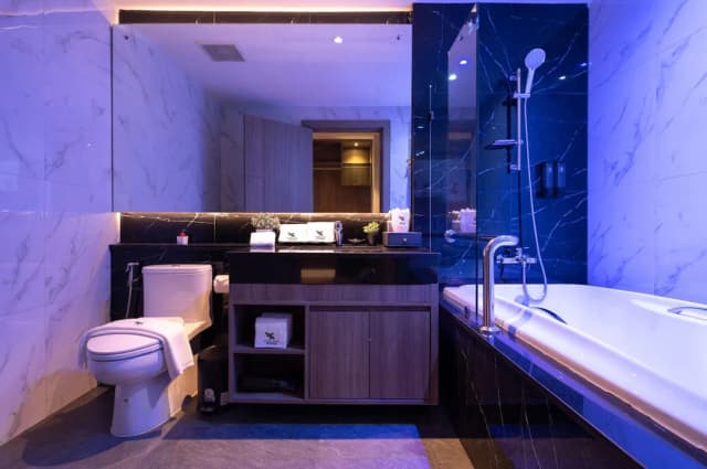Moose Hotel Nimman-Superior Twin Bed-9