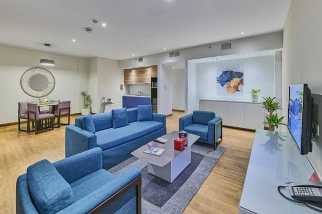 라마다 호텔 & 스위트 바이 윈덤 두바이 JBR-스위트, 킹사이즈침대 1개, 발코니, 부분 바다 전망-7