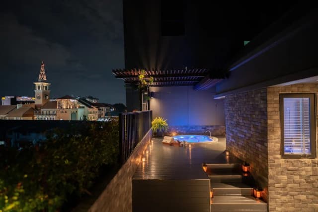 Moose Hotel Nimman-Honeymoon Suite with outdoor Jacuzzi-10
