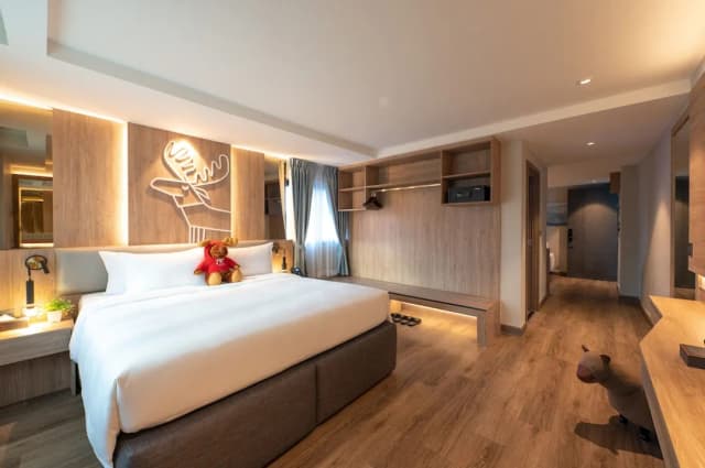 Moose Hotel Nimman-Junior Suite with Living Room-1