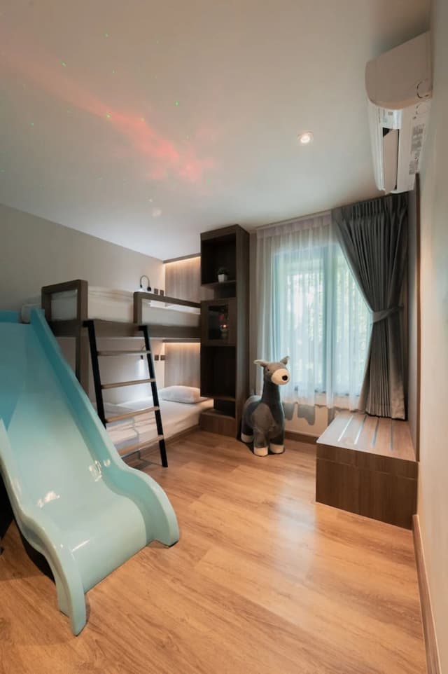 Moose Hotel Nimman-Standard Family King Bed with Bunk Bed-1