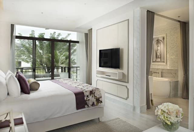 U Sathorn Bangkok-Suite Room (24hrs use of room)-1