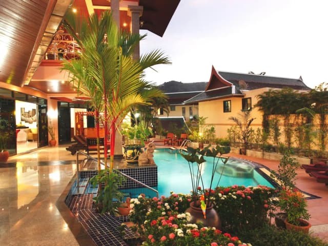 卡塔海景別墅酒店-Three Bedroom Thai Style Luxury Villa with Private Pool-10