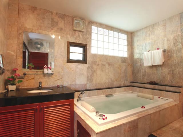 卡塔海景別墅酒店-Three Bedroom Thai Style Luxury Villa with Private Pool-25