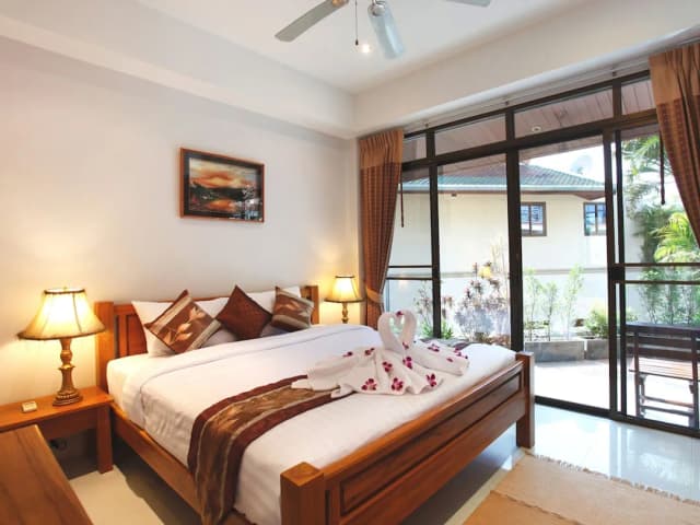 卡塔海景別墅酒店-Three Bedroom Thai Style Luxury Villa with Private Pool-9