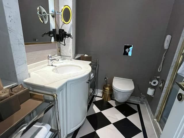 リクソス ペラ イスタンブール-デラックス ルーム ダブルベッド 1 台 (Pera View)-6