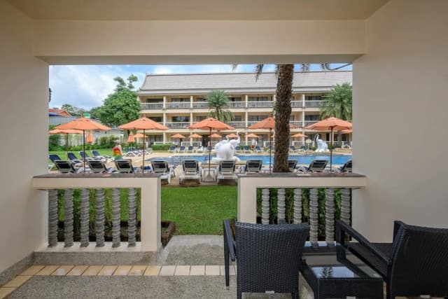 盛泰樂普吉卡塔海灘度假村-豪華客房, 1 張特大雙人床, 可使用泳池-7