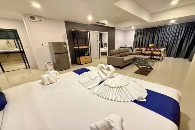 The Thames Pool Access Resort SHA+-家庭四人房-10