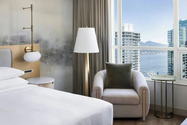 溫哥華山峰市區萬豪酒店-高級客房, 1 張特大雙人床, 非吸煙房-2