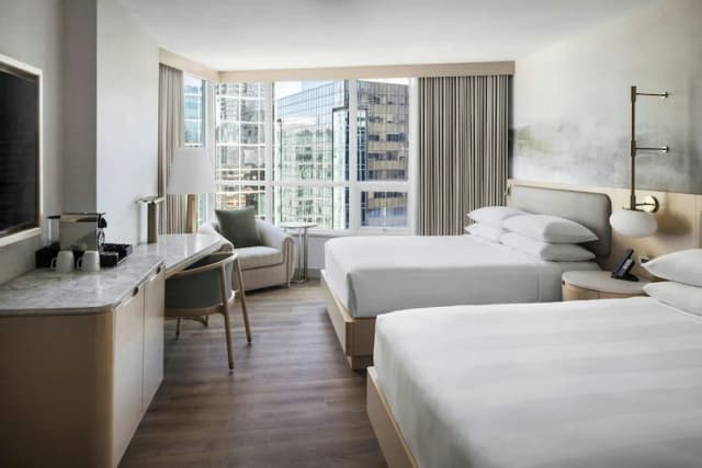 溫哥華山峰市區萬豪酒店-高級客房, 2 張加大雙人床-1