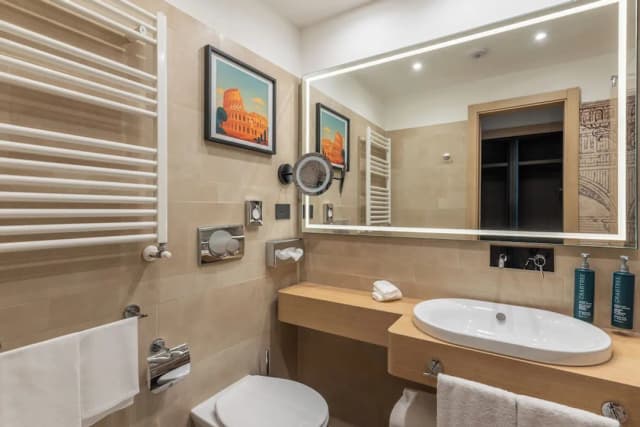 貝斯特韋斯特總統飯店-豪華客房, 1 張特大雙人床和 1 張沙發床-5