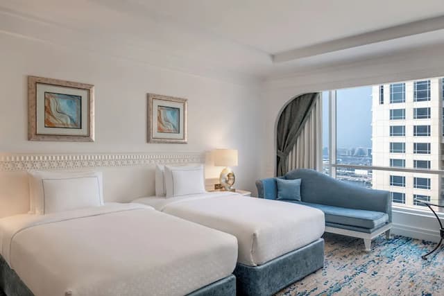 アル ハブトール グランド リゾート、オートグラフ コレクション®-クラブ ルーム シングルベッド 2 台-1