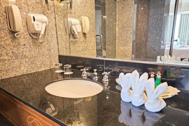 美殿河畔飯店 - SHA Extra Plus 認證-行政套房, 1 間臥室, 河景-6