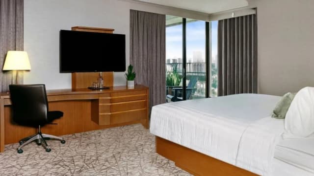 クラウンプラザ トロント ノースヨーク バイ IHG-プレミアム ルーム キングベッド 1 台-8