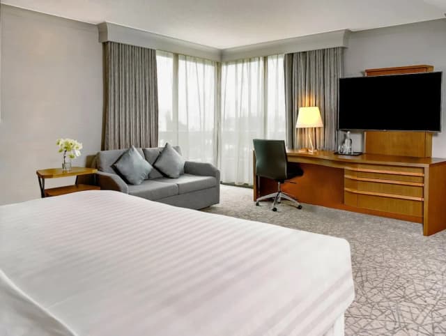 クラウンプラザ トロント ノースヨーク バイ IHG-プレミアム ルーム キングベッド 1 台-1