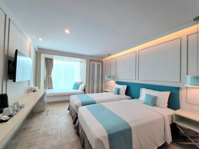 The Bloc Hotel Phuket-华丽三人房-2