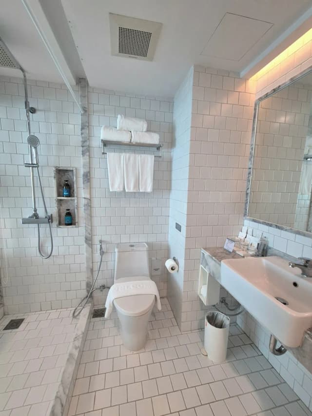 The Bloc Hotel Phuket-华丽三人房-4