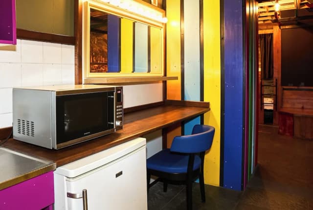 Amsterdam Teleport Hotel-经济客房-6