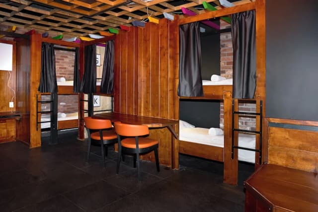 Amsterdam Teleport Hotel-经济客房-3