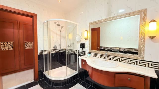 선데이 호텔 알 바르샤, 두바이, 몰 오브 더 에미리츠-이그제큐티브룸, 킹사이즈침대 1개-14