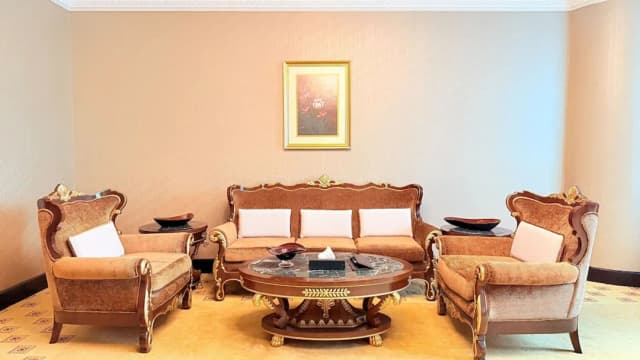 선데이 호텔 알 바르샤, 두바이, 몰 오브 더 에미리츠-그랜드 스위트-1