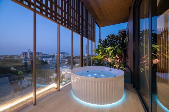 Shan Villas Sukhumvit-小型顶层房, 2 间卧室, 热水浴缸, 泳池景观-2