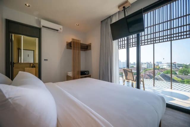 Shan Villas Sukhumvit-小型顶层房, 2 间卧室, 热水浴缸, 泳池景观-13