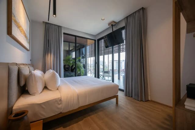 Shan Villas Sukhumvit-小型顶层房, 2 间卧室, 热水浴缸, 泳池景观-15