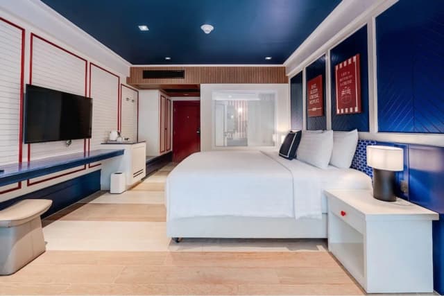 芭堤雅 A1 皇家遊輪酒店 - SHA Extra Plus 認證-Cruise Cabin (Partial Seaview) King Bed-3