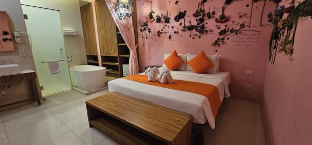 핌나라 부띠끄 호텔-프리미엄룸, 욕조, 시내 전망-1