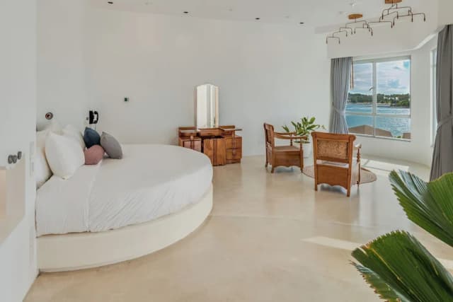 Ampersand Resort-익스클루시브룸-1