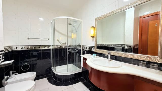 선데이 호텔 알 바르샤, 두바이, 몰 오브 더 에미리츠-슈피리어룸, 킹사이즈침대 1개-17