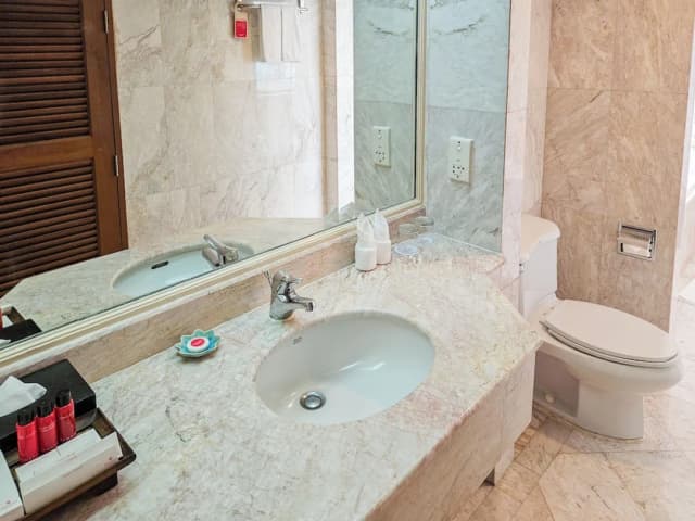 曼谷華美達迪瑪閣酒店-豪華套房-13