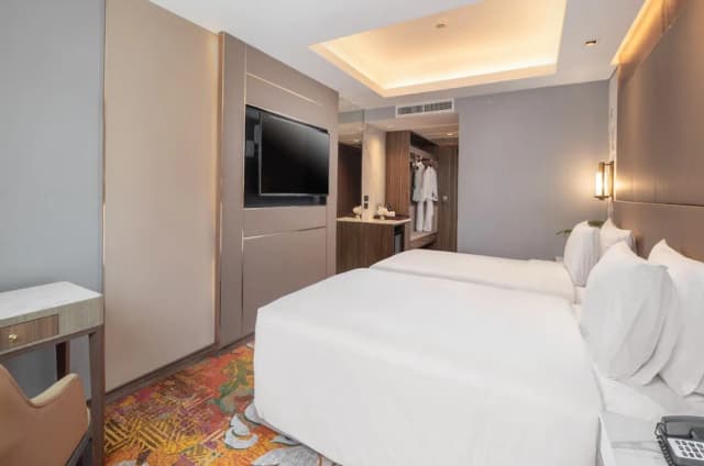 SAMALA Hotel Bangkok-Deluxe Twin Room-2