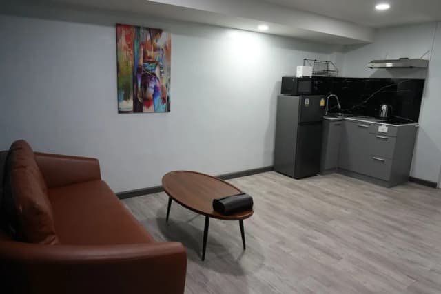 스카이링크 홈즈-이그제큐티브 아파트-5