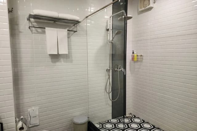 J Place Hotel-豪華客房-17