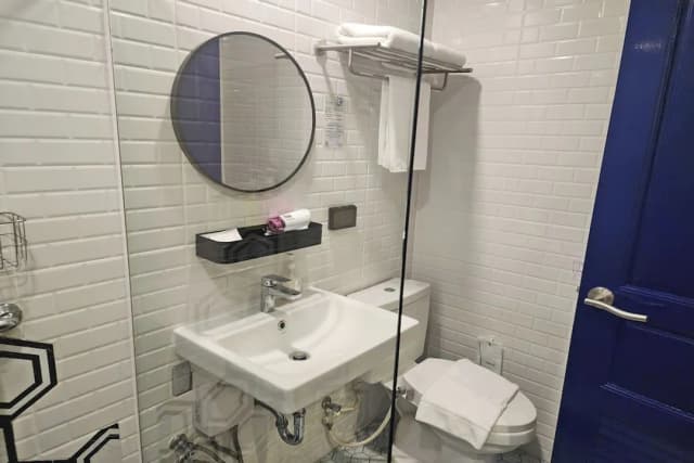 J Place Hotel-豪華客房-14