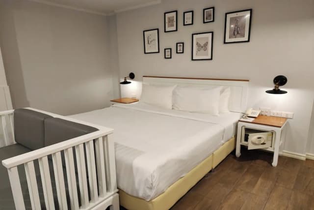 J Place Hotel-豪華客房-1