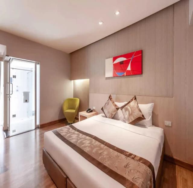 嗨飯店-高級雙人房-3