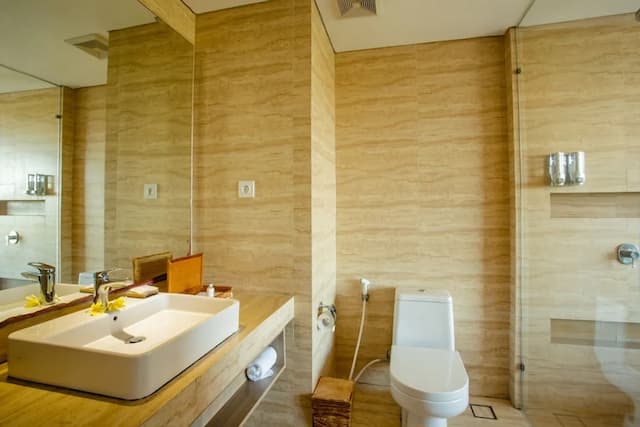 짐바란 베이 비치 리조트 & 스파-디럭스 더블룸 또는 트윈룸, 욕조 (Puspanjali)-5