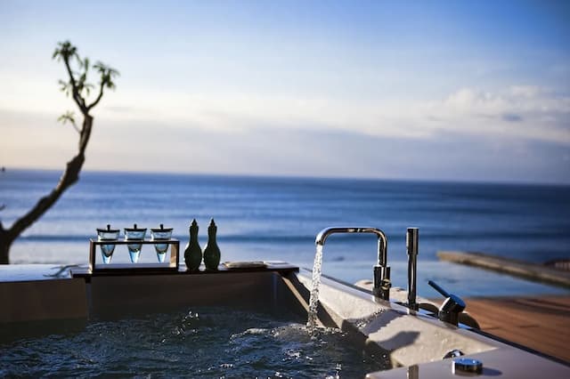 Anantara Uluwatu Bali Resort-Ocean Front Pool Suite-4