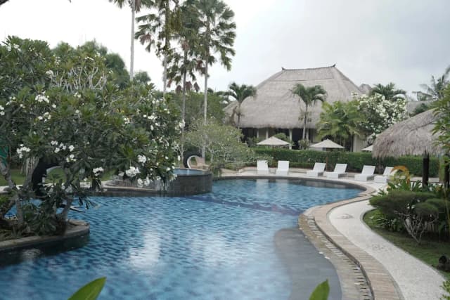 메데위 베이 리트리트-스튜디오 스위트, 수영장 전망-9