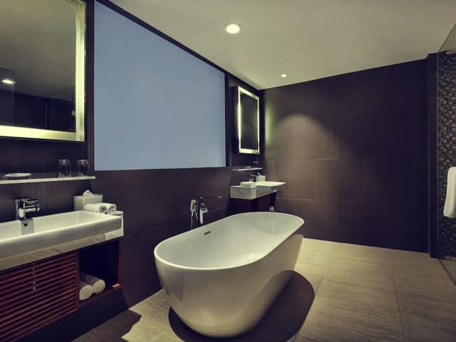 Mercure Bali Legian-套房, 1 张特大床, 阳台-3