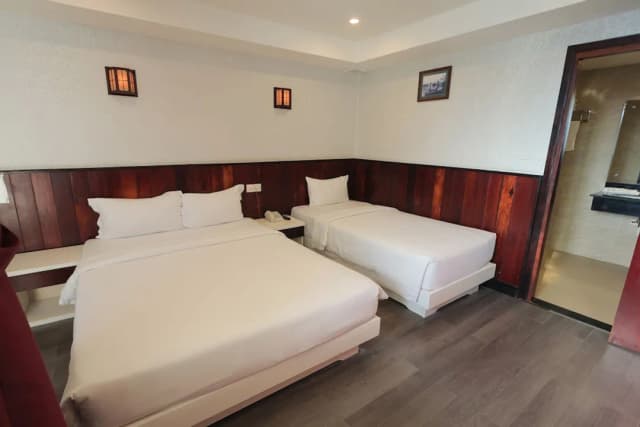 Golden Rain 2 Hotel-高級三人房-3