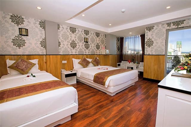Golden Rain 2 Hotel-豪華三人房-3
