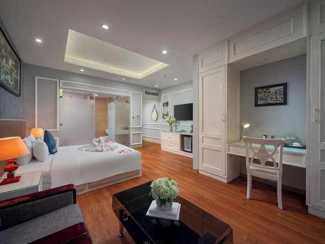 하노이 HM 부티크 호텔-프리미엄 스위트, 침실 1개, 앙스위트, 부분 호수 전망-16