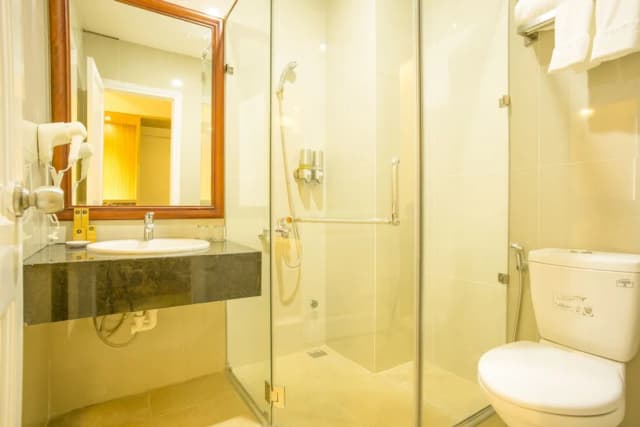 レッド パレス ホテル-デラックス ツインルーム-8