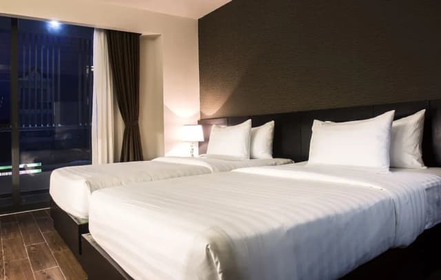 Golden Hotel-品质客房, 阳台, 城市景观-1